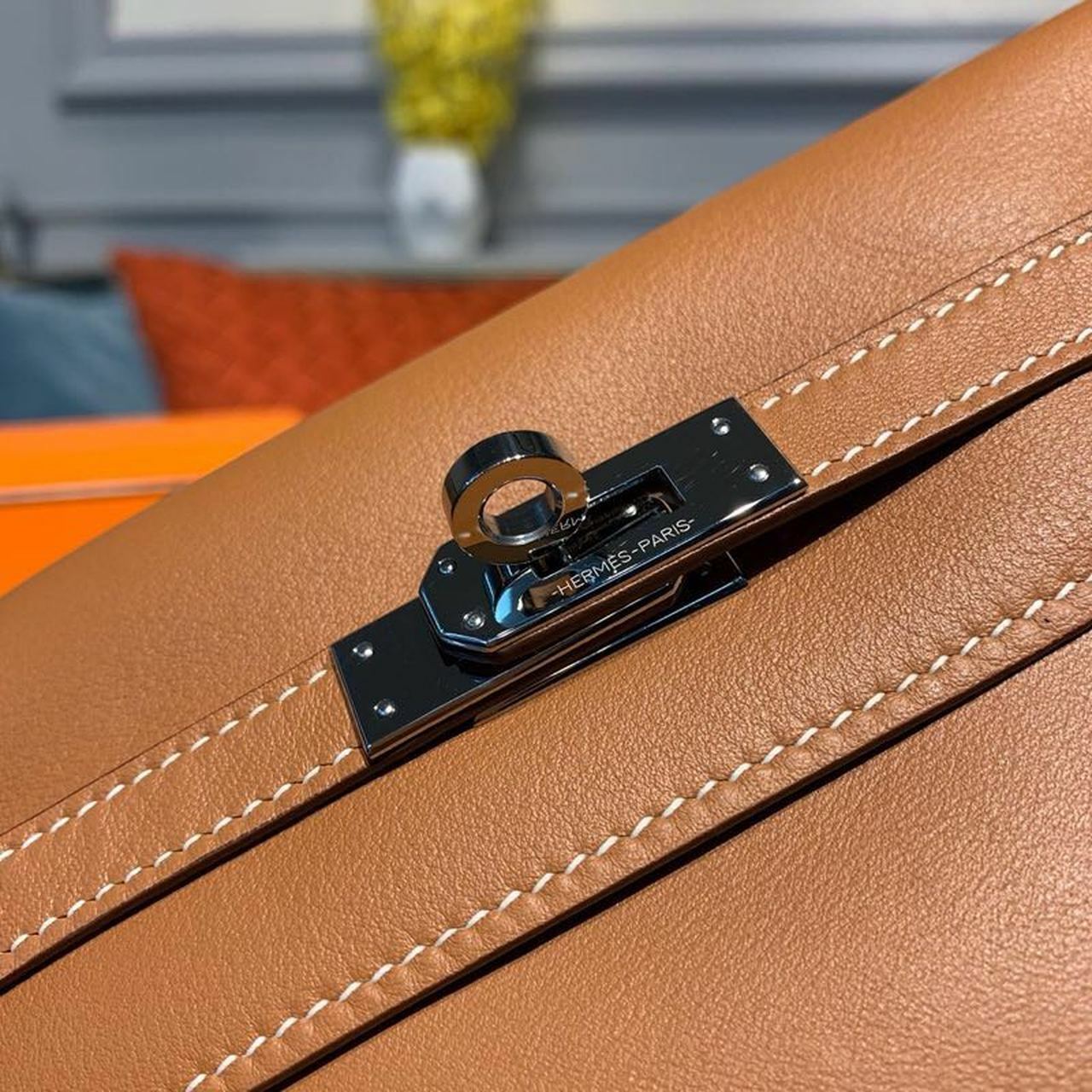 Kelly Danse 25cm Palladium Hardware Swift Leather Handbag