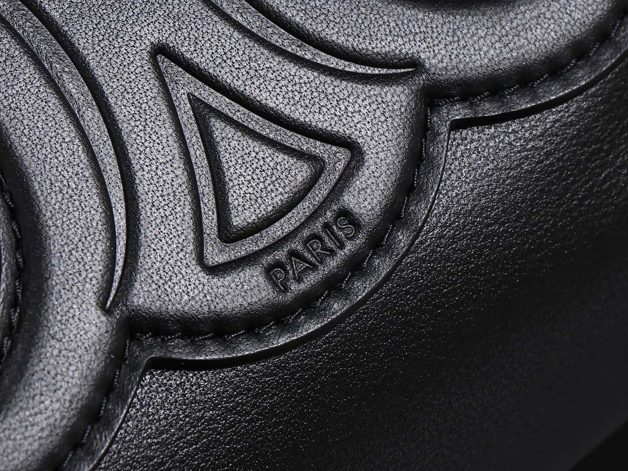 Celine Medium Cabas Bourgeoi brown handbag