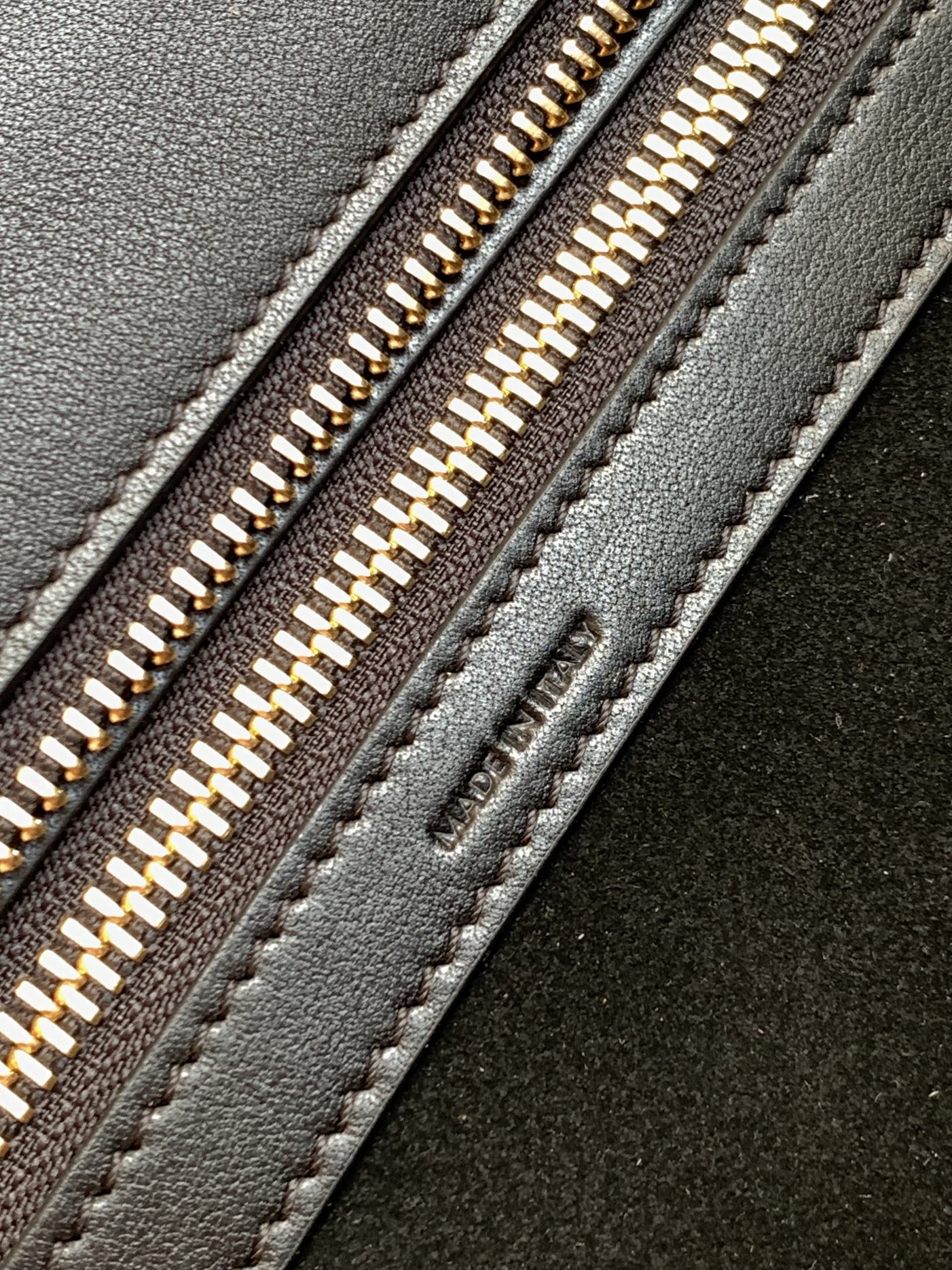 Celine Medium Cabas Bourgeoi black handbag