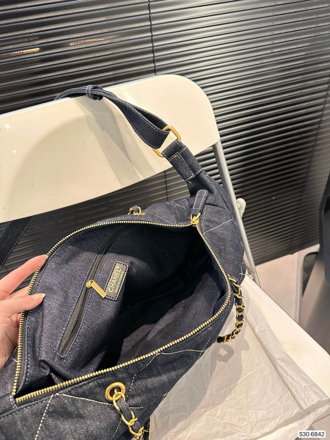 CHANEL Hobo Bag Crossbody Fashion Shoulder Bag