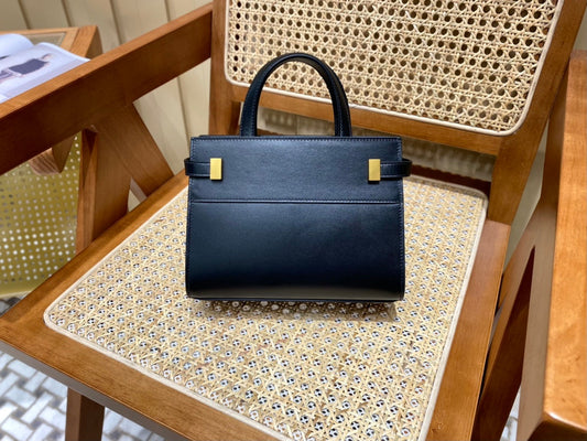 YSL Manhattan Nano Bag Black 593741 21x16x9cm