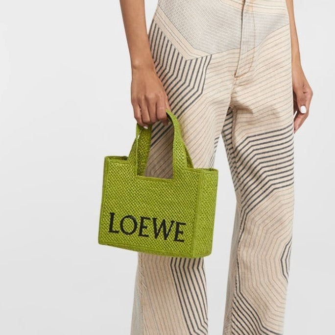 LOEWE x Paula’s Ibiza Font Tote Small Bag in Raffia