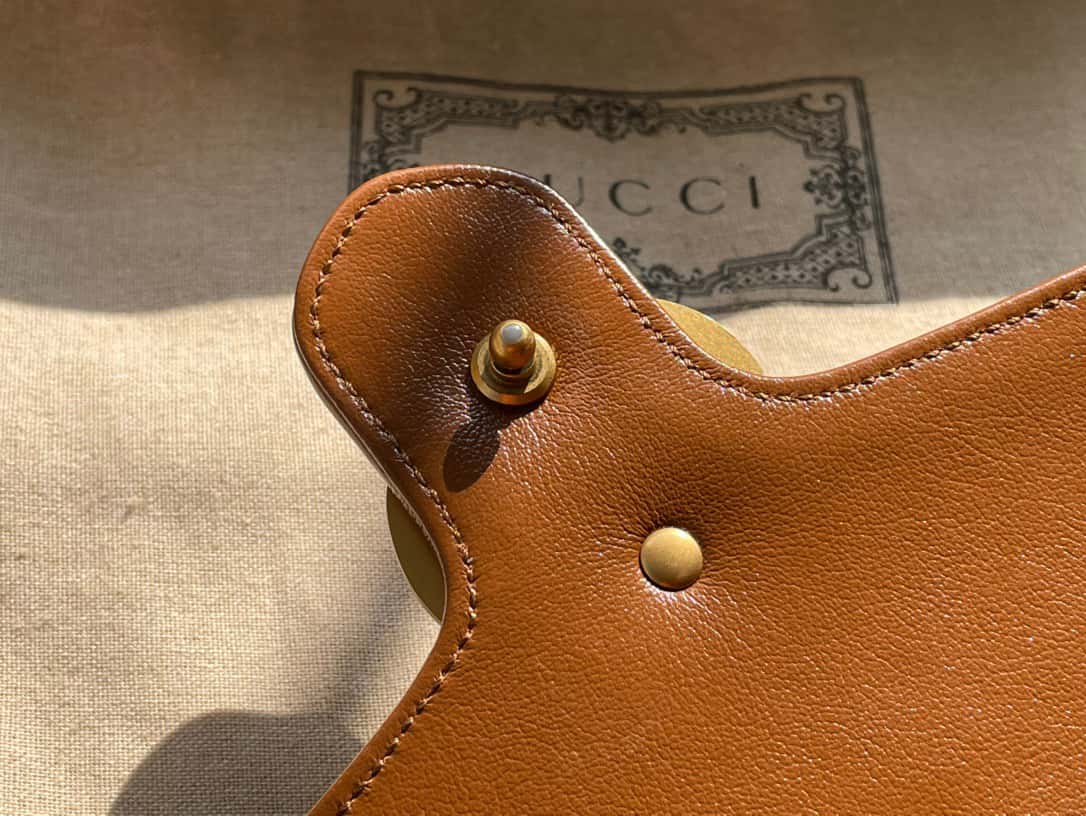 Gucci GG Marmont Mini Top Handle Bag 583571  21x15.5x8cm