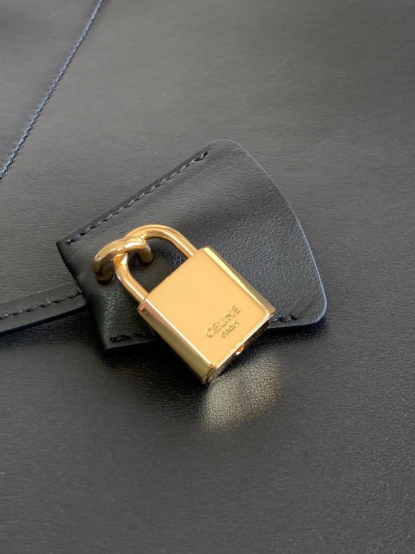 Celine Medium Cabas Bourgeoi black handbag