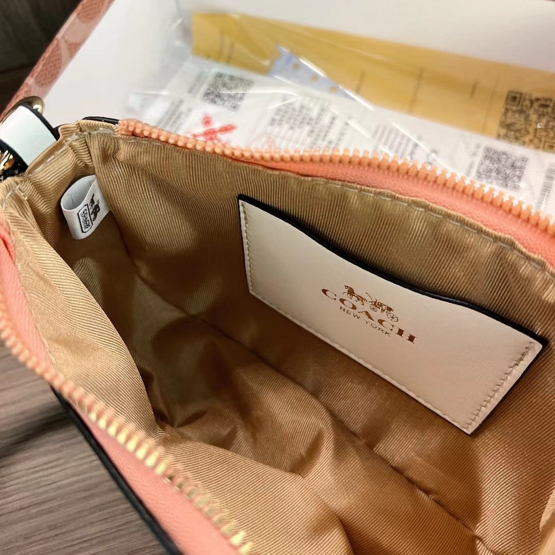 Coa Cherry Mahjong Bag With Cherry Pendant