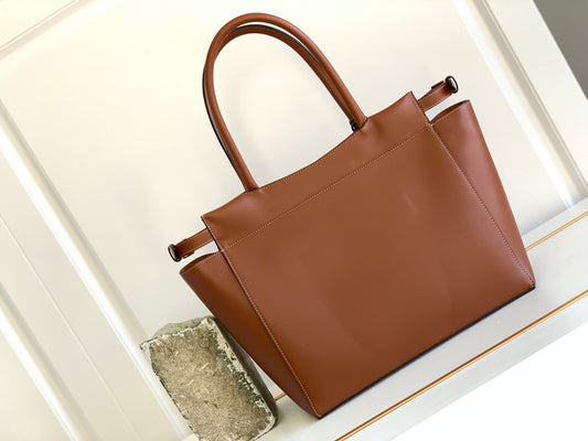 Celine Medium Cabas Bourgeoi brown handbag