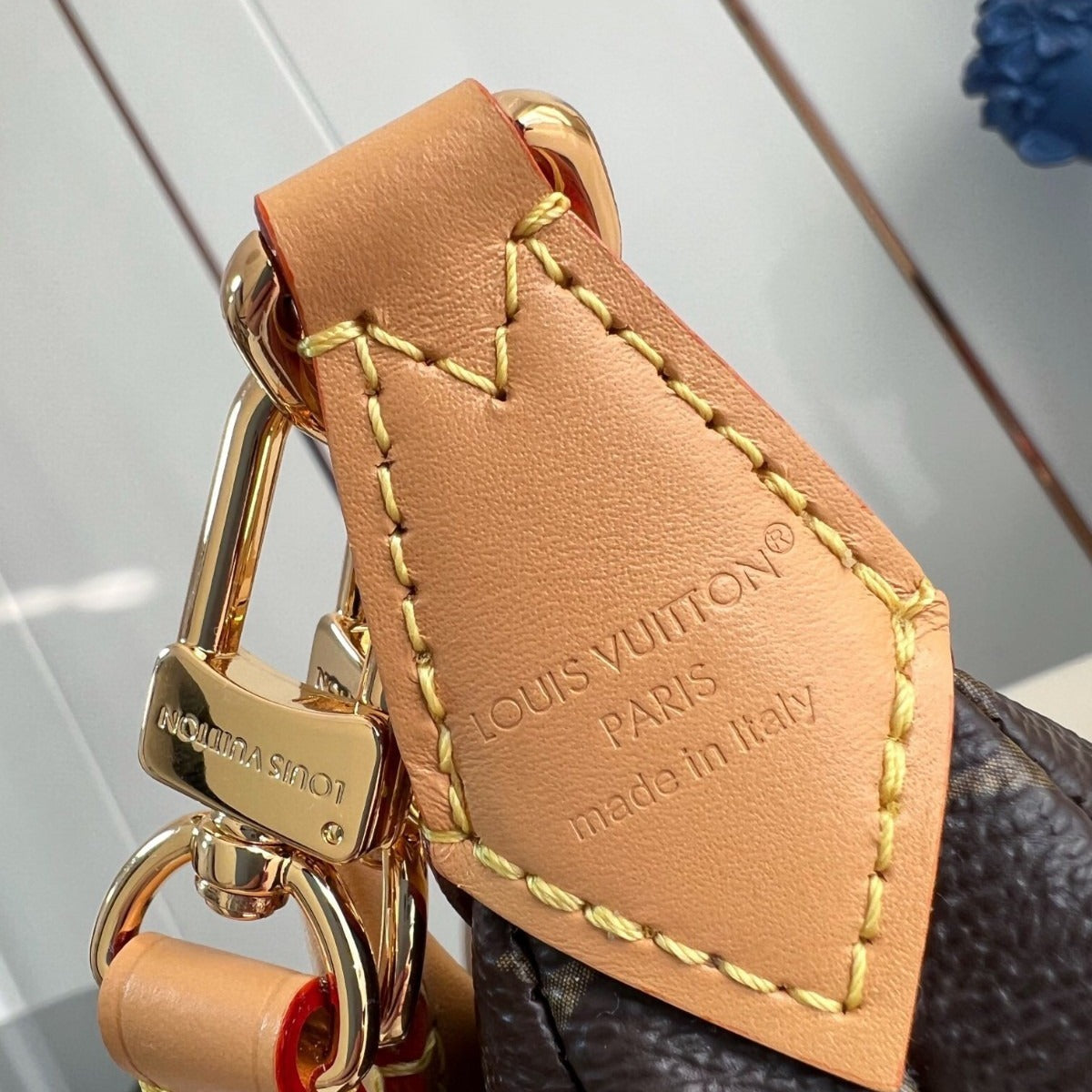 LOUIS VUITTON Looping Brown M12939 Monogram Bag 11 x 5.9 x 2.8 in