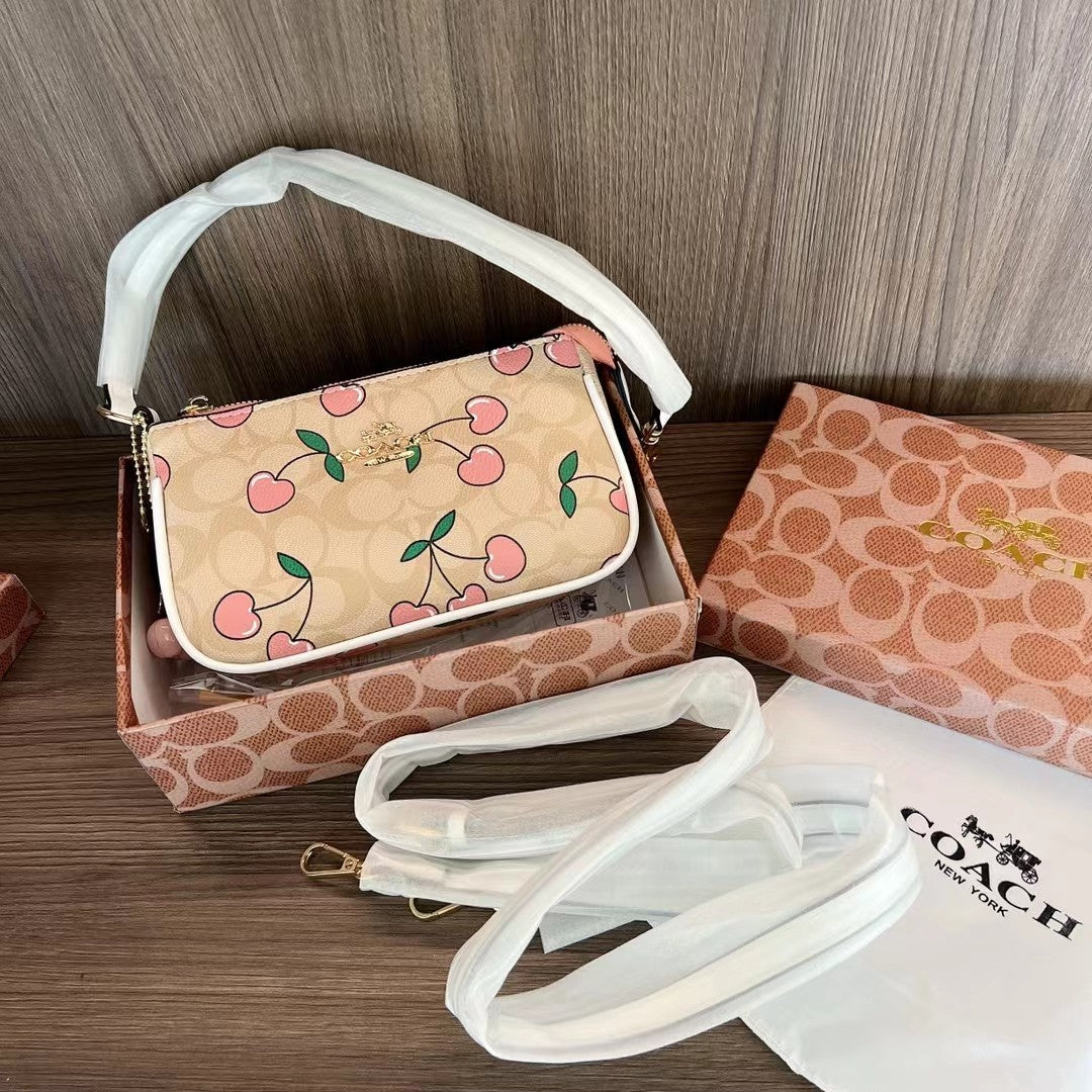 Coa Cherry Mahjong Bag With Cherry Pendant