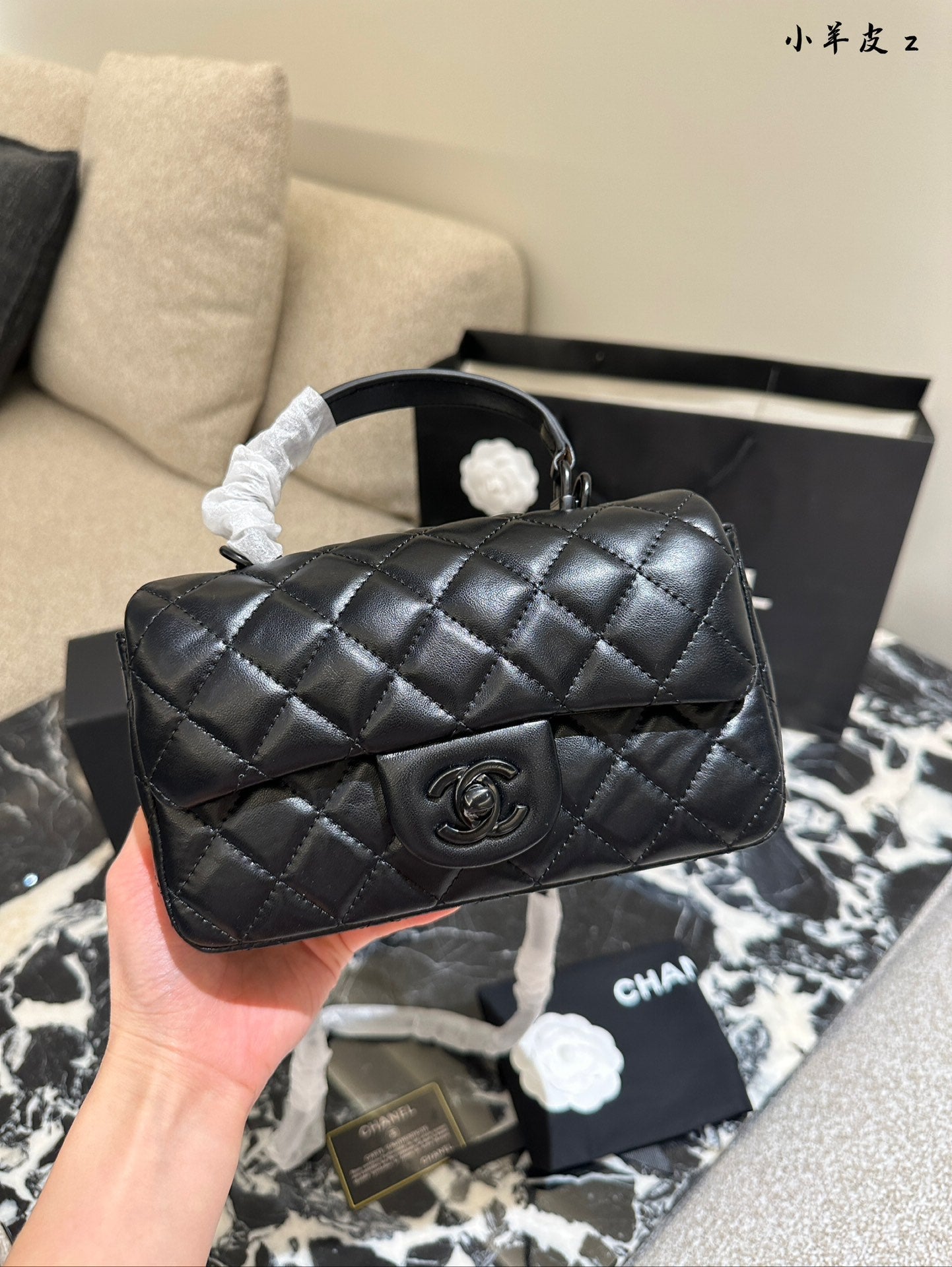 CHANEL Classic Black Lambskin Tote Bag 20×13×9cm