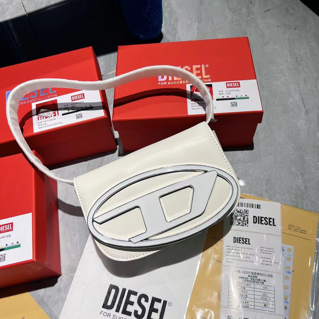 Ds Jingle Armpit Bag