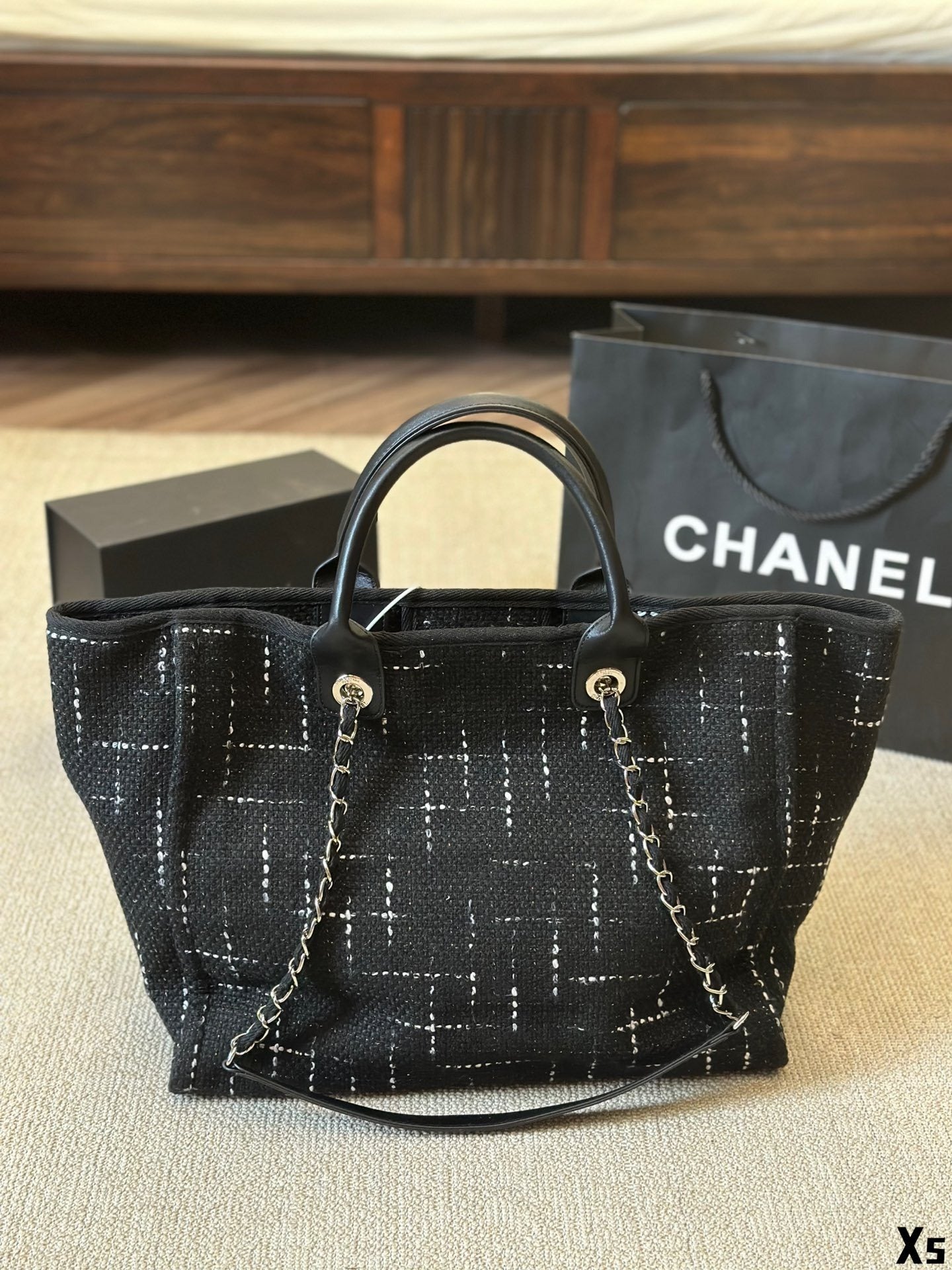 CHANEL cc new arrival tote bag size  37x32cm