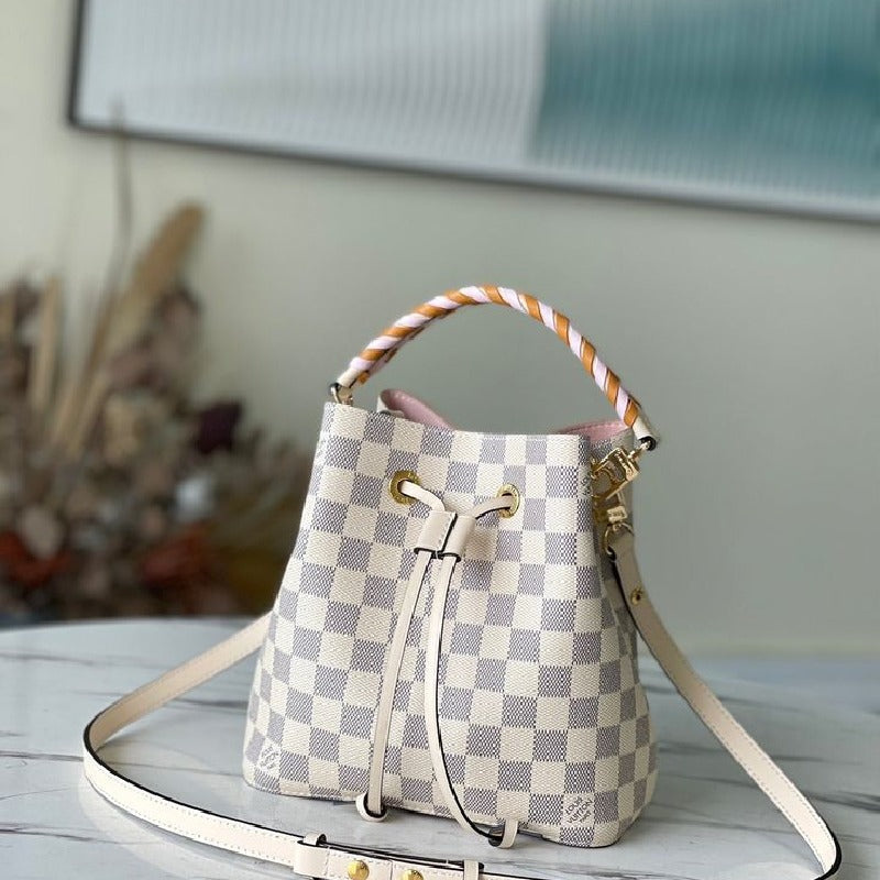 LO VU NUSHAD MM TOTE BAG LOV