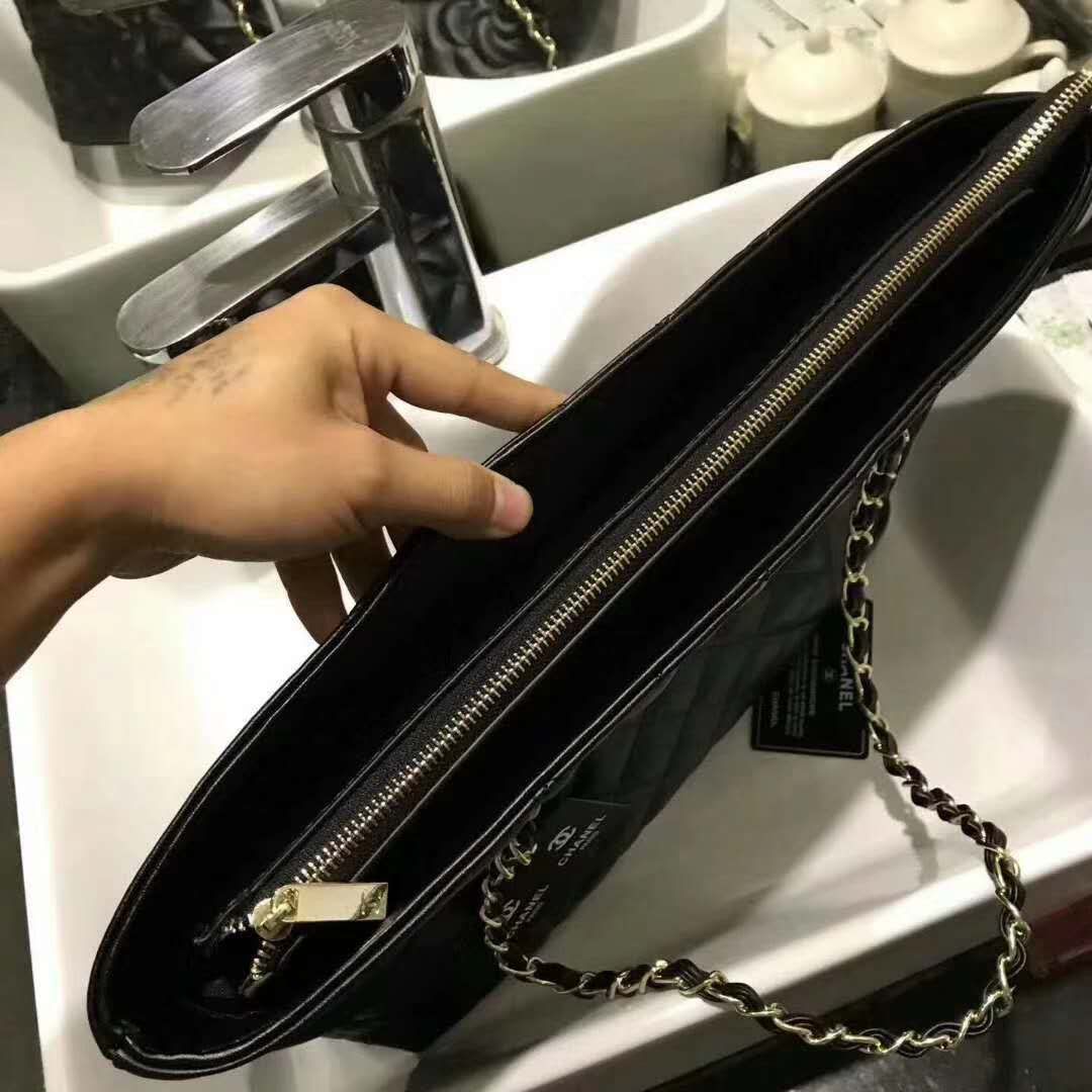 CHANEL Rosaire « Florence » Sheepskin Leather Tote Bag With Camellia Pattern Black  W35 x H26 x D12 CM