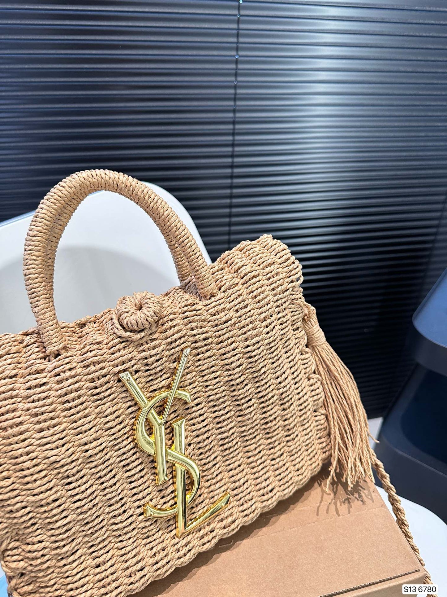 SAINT LAURENT YSL Vacation Woven Tote Bag 27x18cm