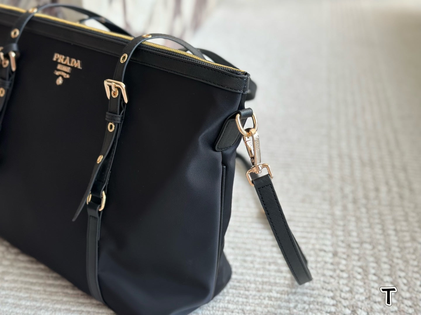 Prada Classic Tote Bag Nylon 35x28cm