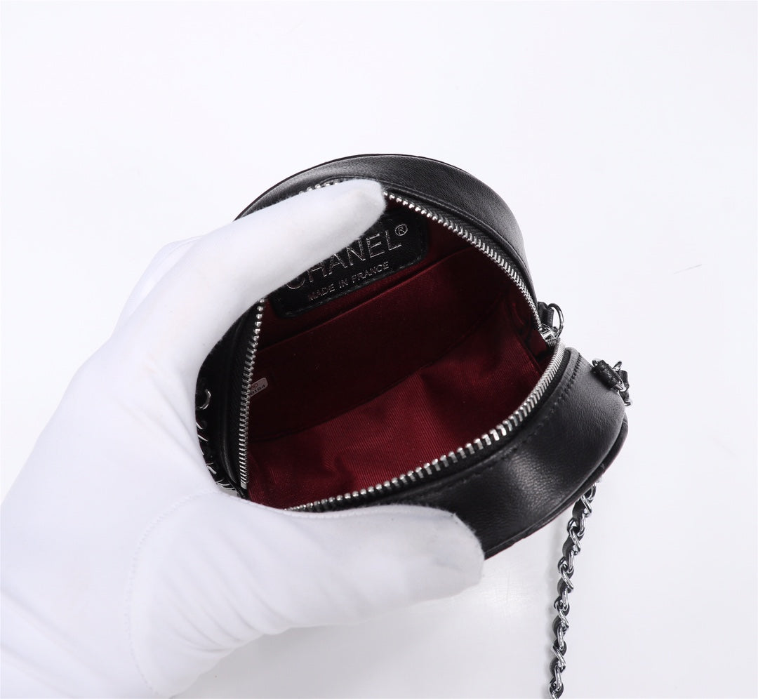CHANEL Lambskin Quilted Round Clutch With Chain Black