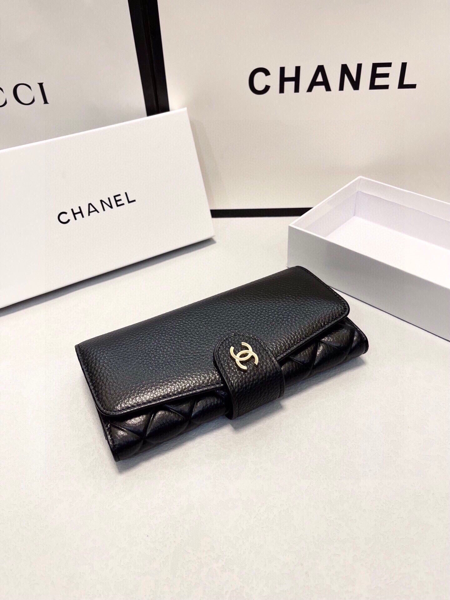 CHANEL Leather Bifold Wallet Classic In Black 19x10cm