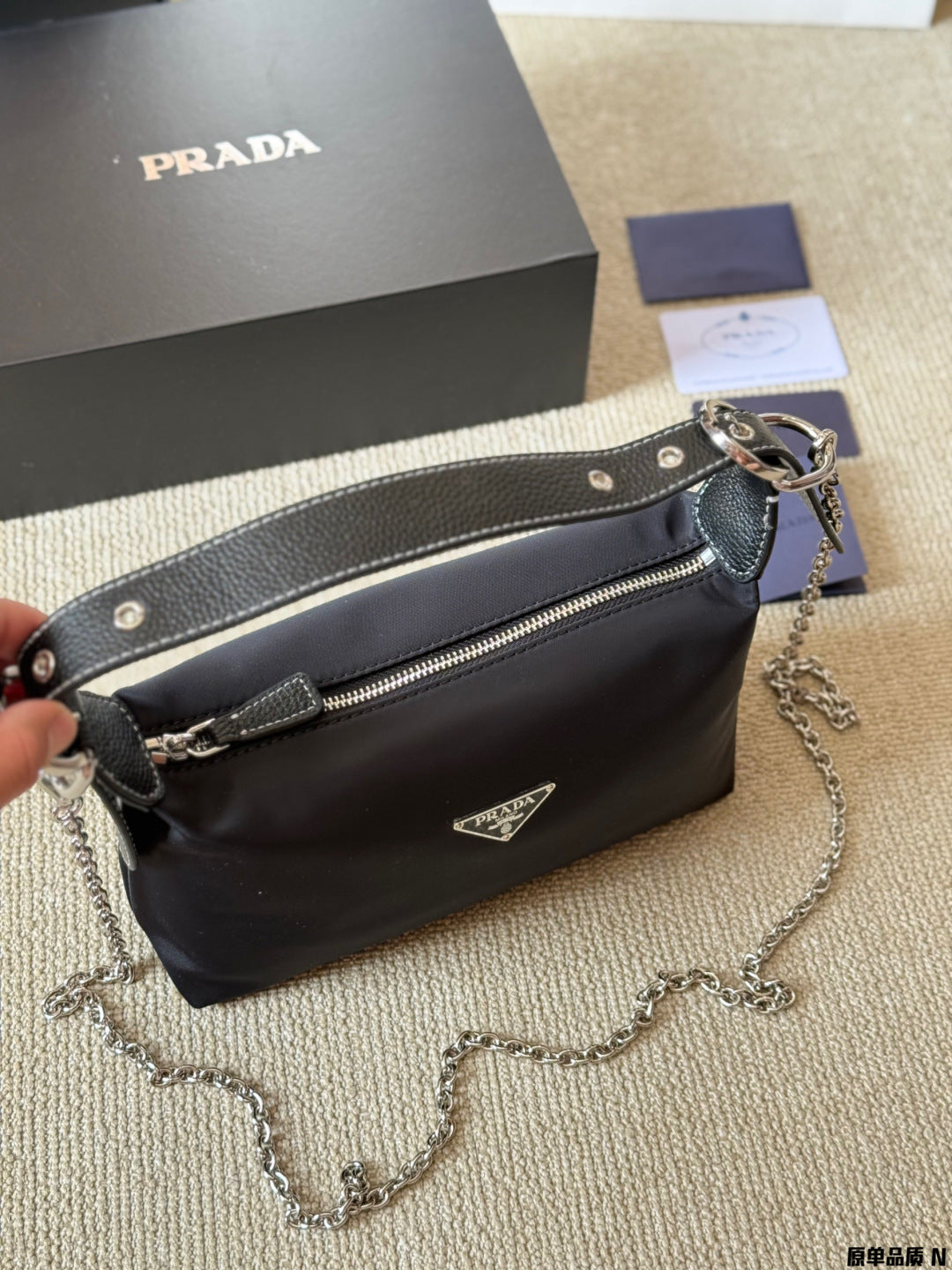 Prada Black Tote Bag Leather Shoulder Strap Vintage 25x14cm