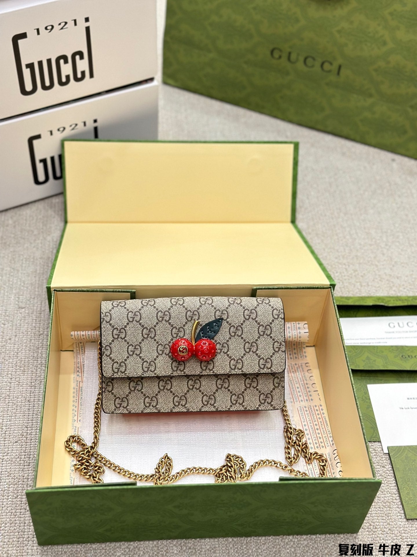 Gucci Cherry Bag Three-Dimensional Rhinestone Shoulder Bag