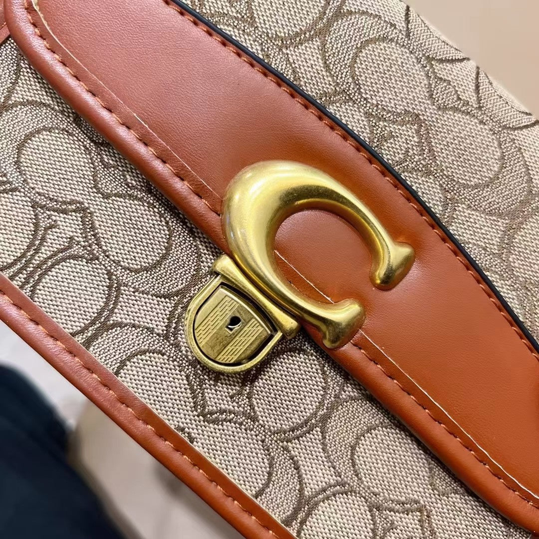 Coa Studio19 Series Small Square Bag With Hardware Lock