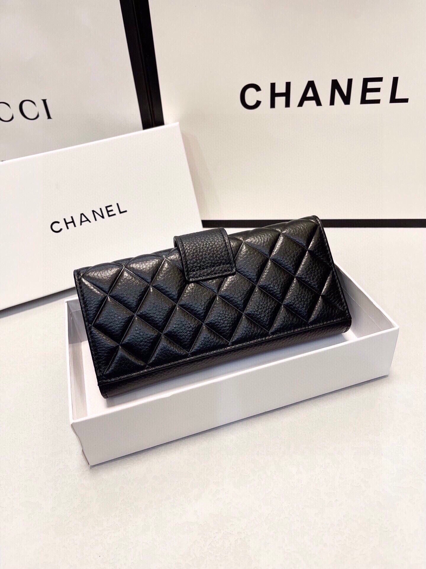 CHANEL Leather Bifold Wallet Classic In Black 19x10cm