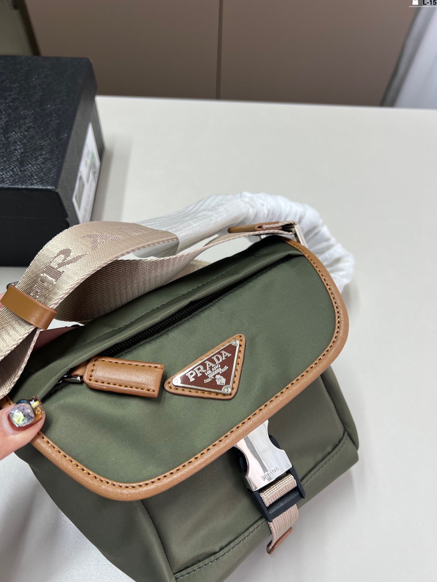 Prada Vintage Messenger Bag Crossbody 16x15cm